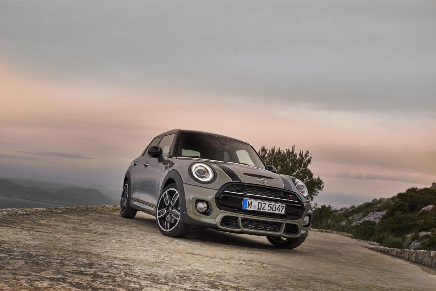  Mini Cooper S 5-Door (F56) 2018 года  (WW) (фото 67 из 86)